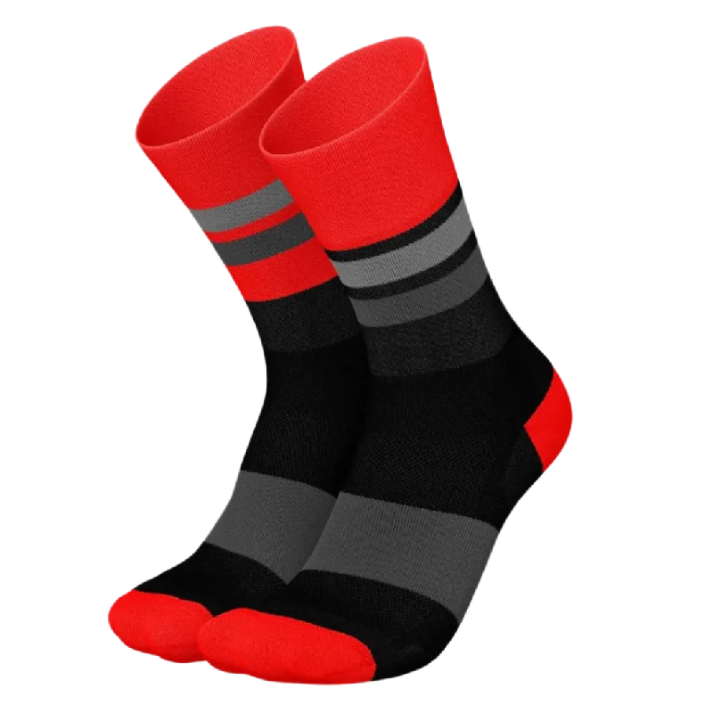 Incylence - Ultralight Tracks Long Sock - Black Inferno