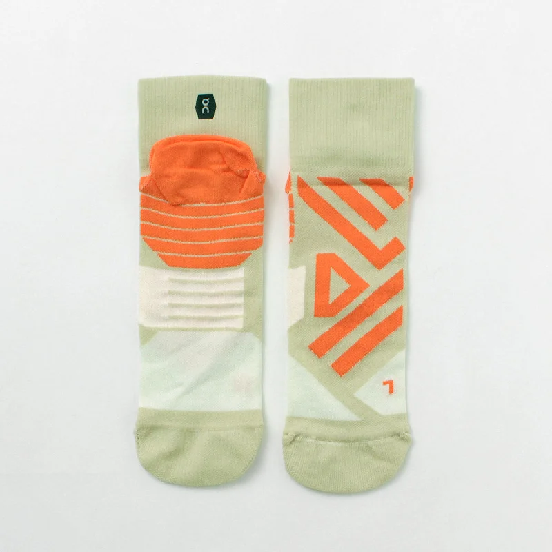 ON / Performance Mid Socks