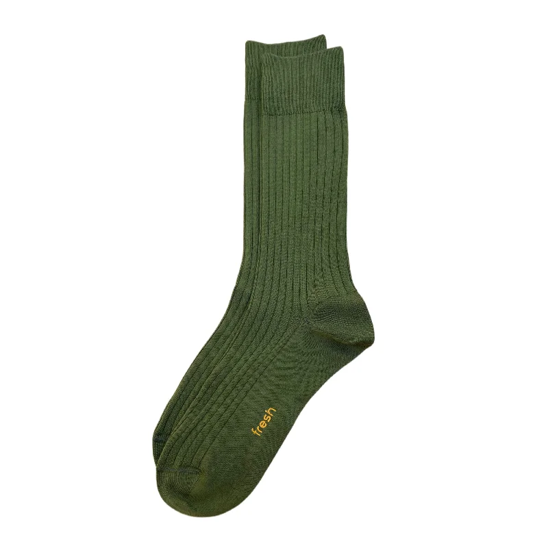 FRESH Cotton Mid-Calf Lenght Socks In Military Green